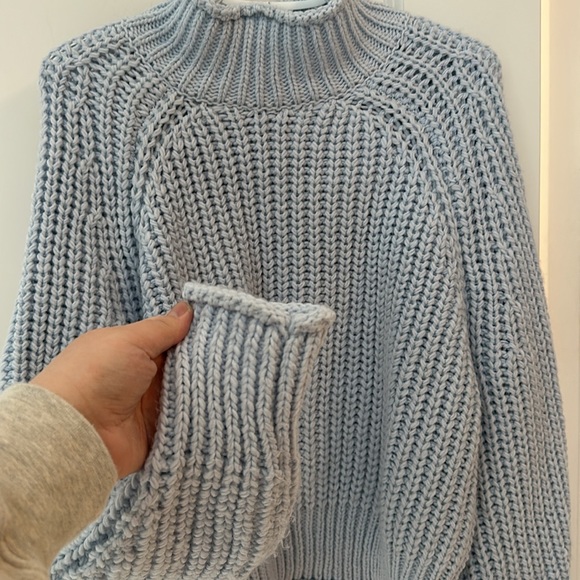 Baby blue knit sweater 💙 - Picture 3 of 4